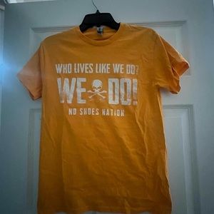 Kenny Chesney concert T shirt